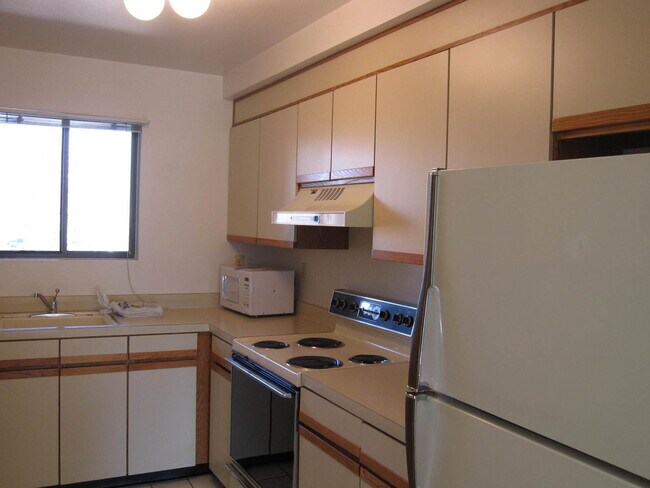 Foto del edificio - Spacious 2B/2B Condo in Desirable Kings Ri...