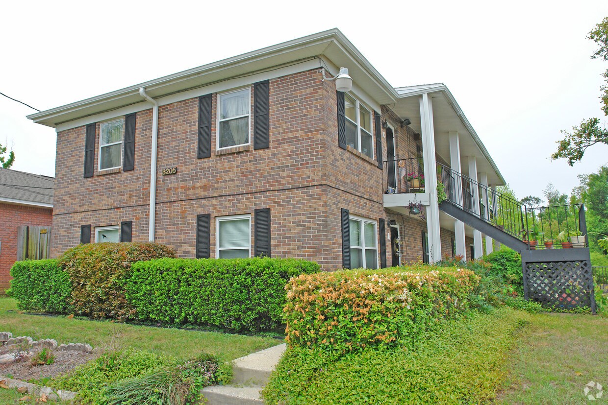 8205 Scenic Hwy, Pensacola, FL 32514 Apartments in Pensacola, FL