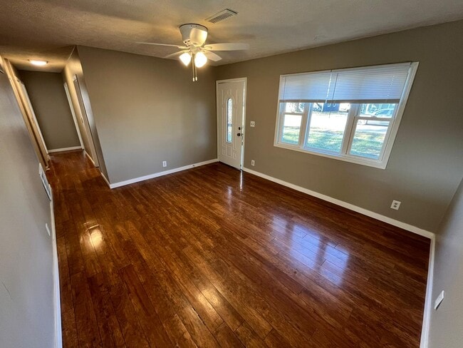 Photo - 1107 Hiatt St House