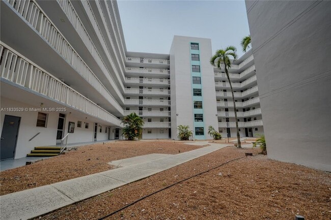 Photo - 15600 NW 7th Ave Apartment