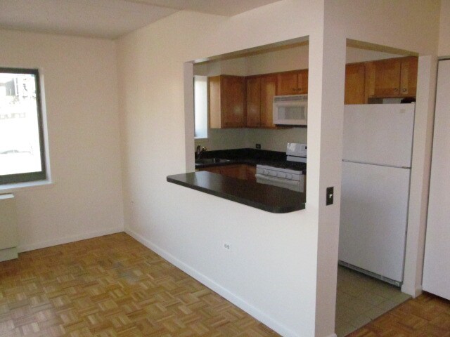 Primary Photo - 23 Rutgers St