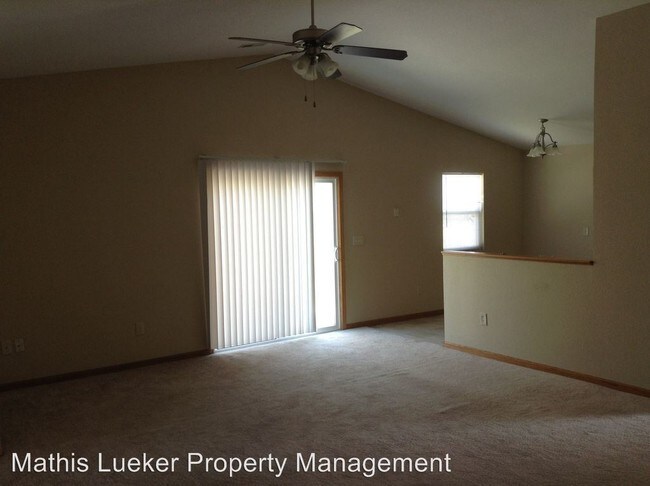 Building Photo - 3 br, 2 bath House - 1806 Hickory Lane