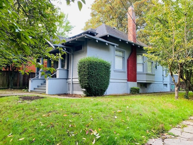 Charming 2 bed Bungalow - Charming 2 bed Bungalow House