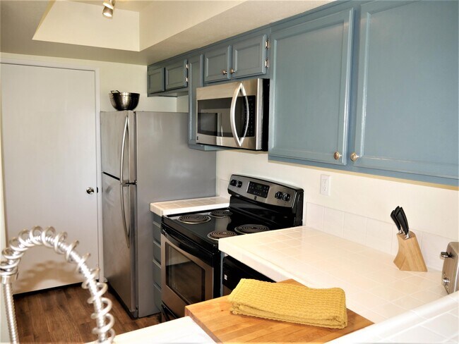 Building Photo - 78347 Scarlet Ct