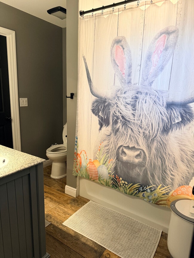 Building Photo - 1210 40th Ave