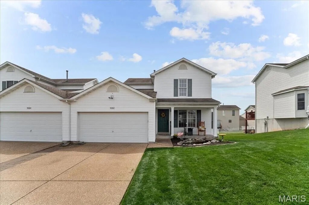 Primary Photo - 1082 Chesterfield Dr