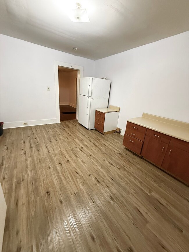 Foto del edificio - 506-506 Kingston Ave NE