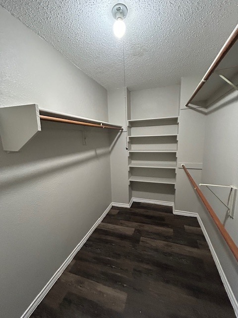 Master Bedroom Closet - 4729 Waterway Dr N