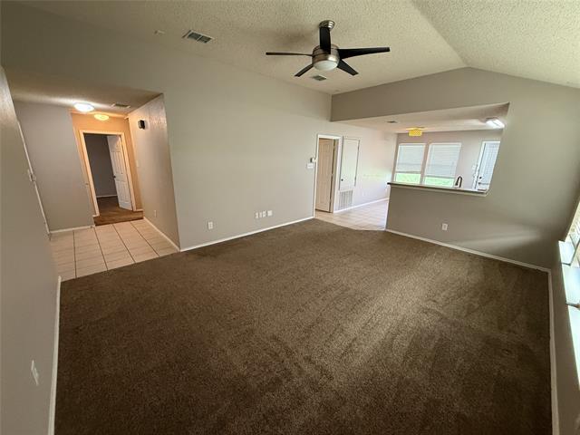 Foto del edificio - 9301 Goldenview Dr