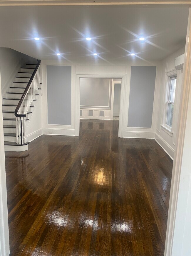 Foto del edificio - 319 N Fulton Ave