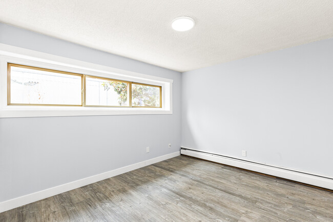 Building Photo - 46117 Gore Ave