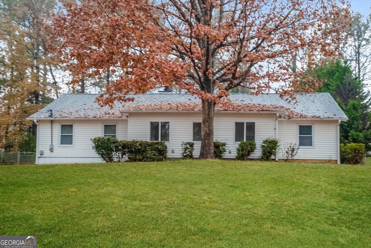 Primary Photo - 130 Belair Dr