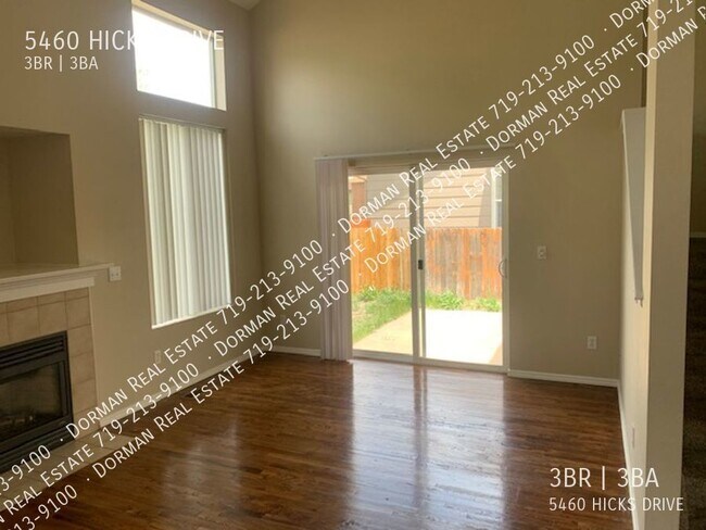 Building Photo - Beautiful 3 bedroom home near Ft Carson & ...