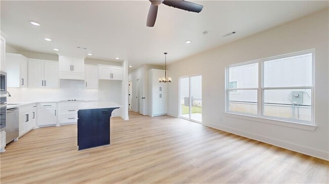 Foto del edificio - 510 W Olive St