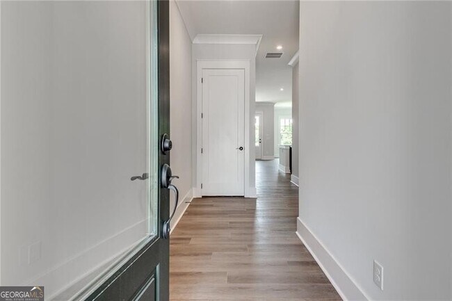 Foto del edificio - 425 Maplewood Dr
