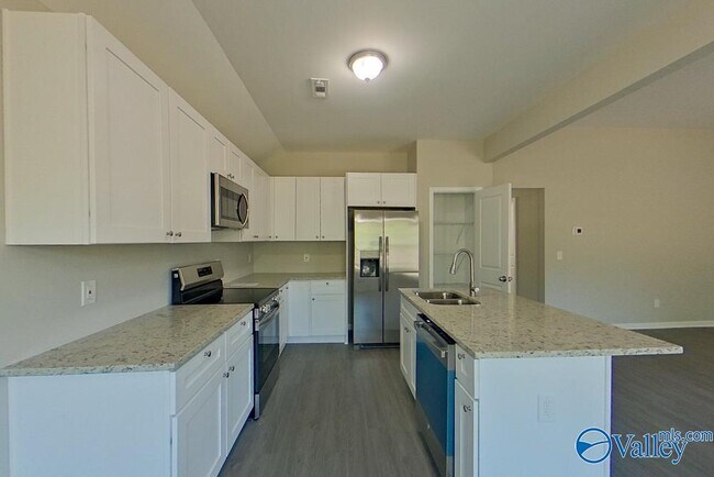 Foto del edificio - 724 Park Ln