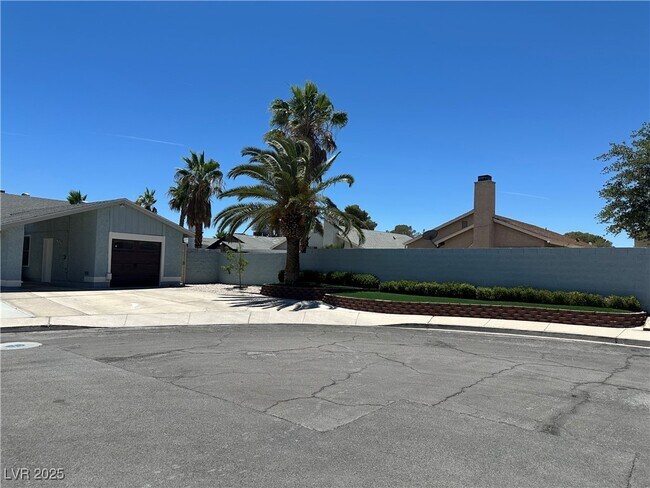 Building Photo - 4458 Honeydew Cir