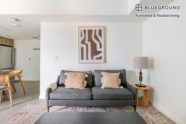 Foto del edificio - 2150 Kittredge St