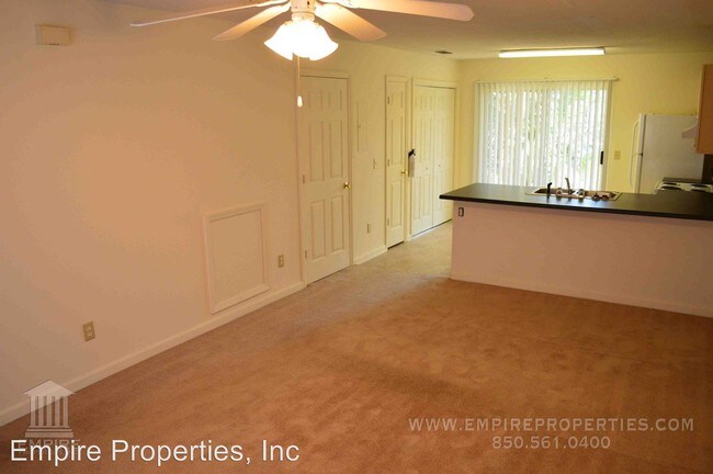 Building Photo - 1905 Larette Dr