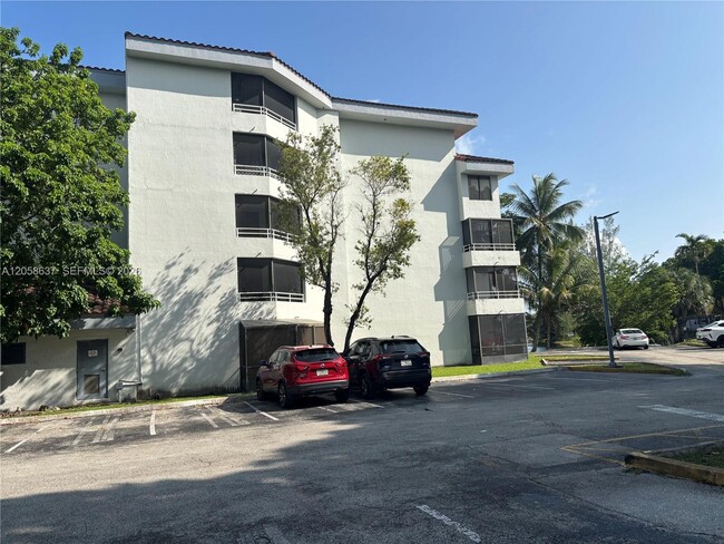 Building Photo - 8305 SW 152nd Ave