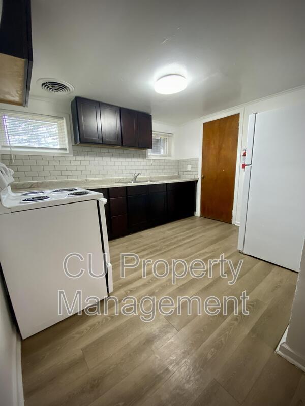 Foto del edificio - 1113 W Hill St