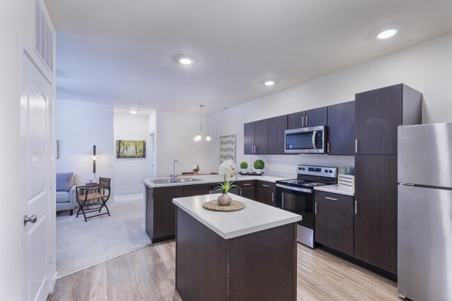 Building Photo - Aventura at Towne Centre
