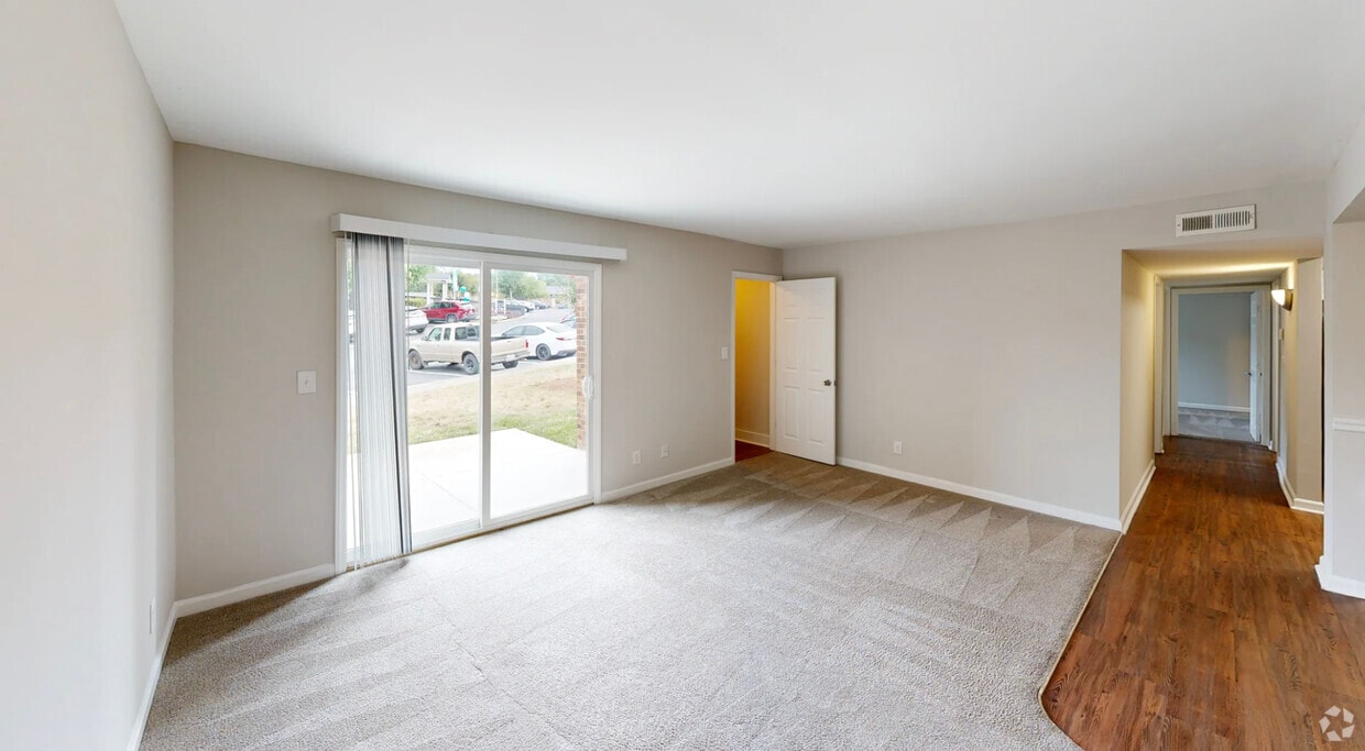 Photo - Carolina - Students save up to 10%! Apartments