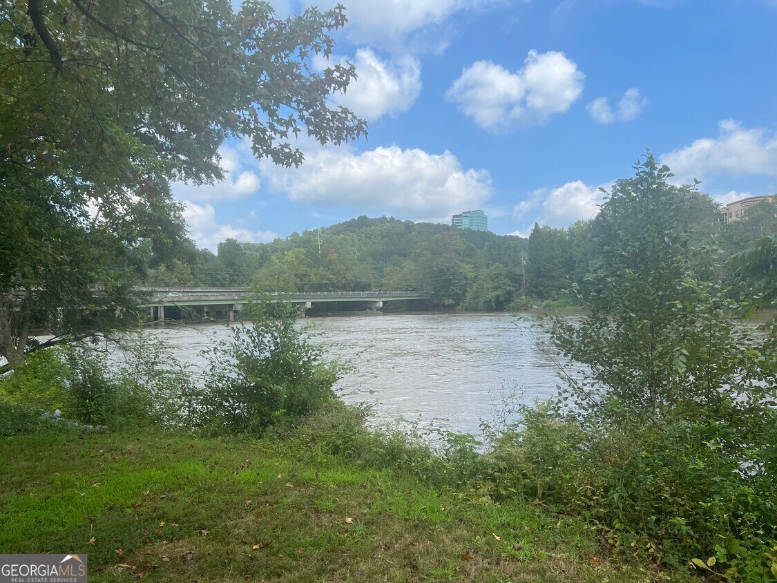 Primary Photo - 1097 Riverbend Club Dr SE