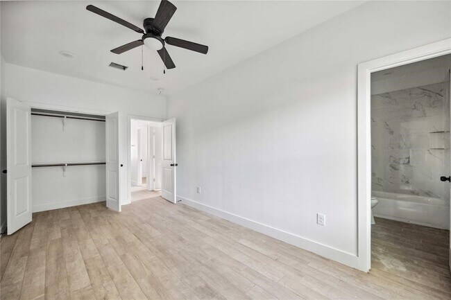 Foto del edificio - 5122 Southwind St