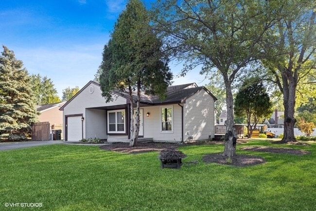 Foto del edificio - 2108 Navarone Dr