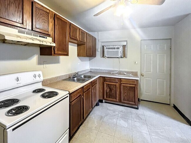 Foto del edificio - 413 N Hawthorne St