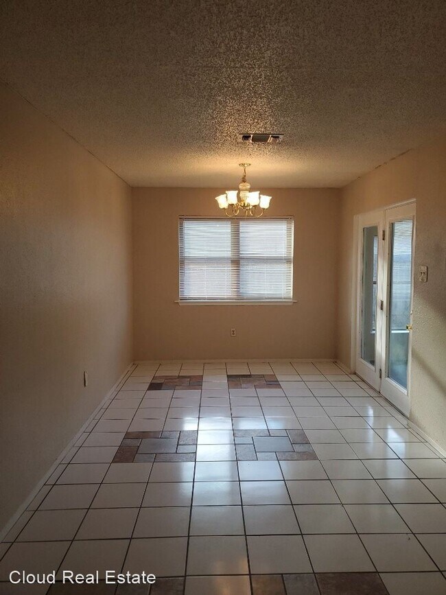 Building Photo - 4 br, 2 bath House - 4402 JANA