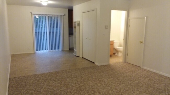 Foto del edificio - 1810 Sandpiper Ln