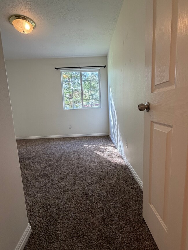 Building Photo - 2123 Morning Star Dr
