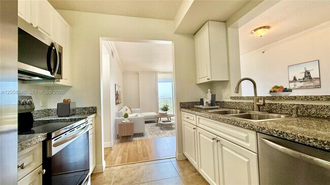 Foto del edificio - 900 SW 8th St