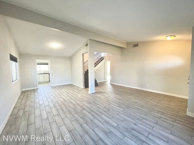 Building Photo - 4 br, 3 bath House - 2326 Lone Pine St