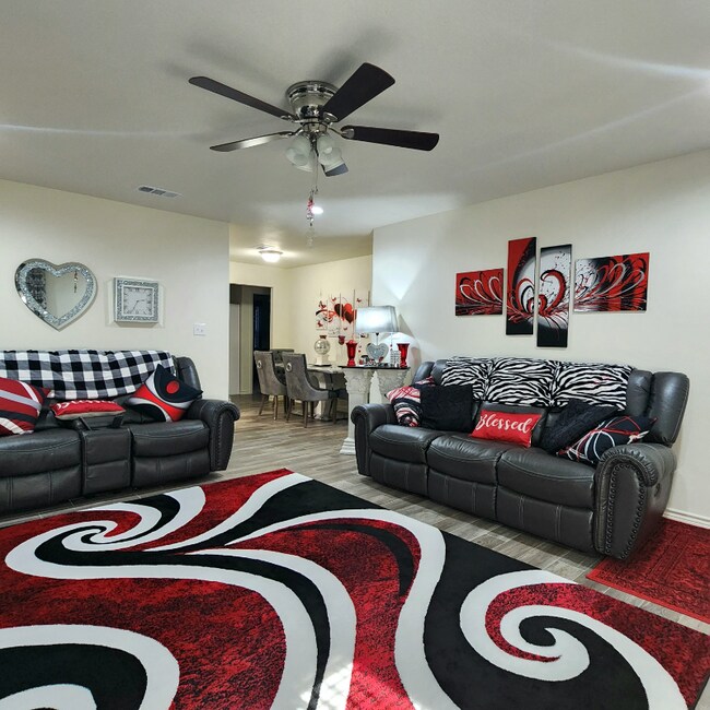 Foto del edificio - 3514 Hwy 69 N