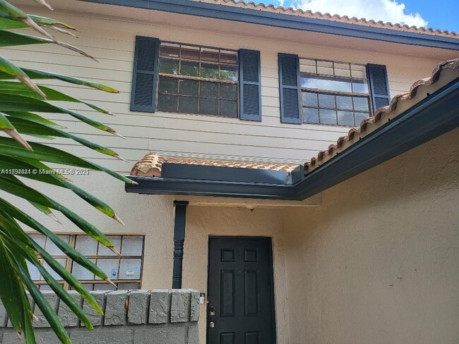 Foto del edificio - 9073 Vineyard Lake Dr