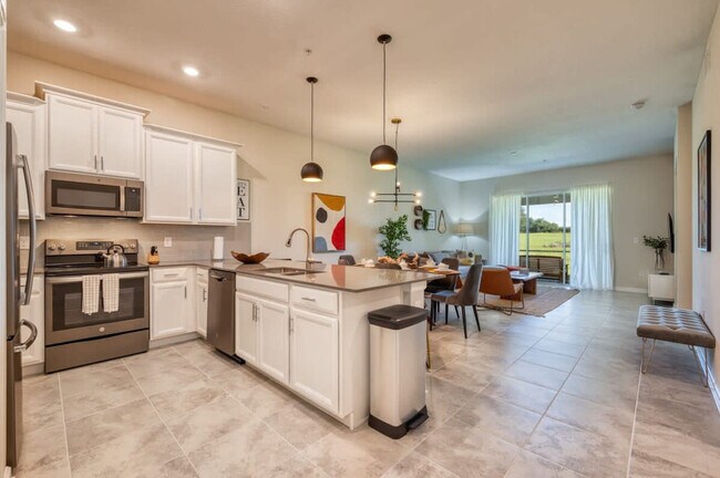 Foto del edificio - 879 Ocean Course Ave