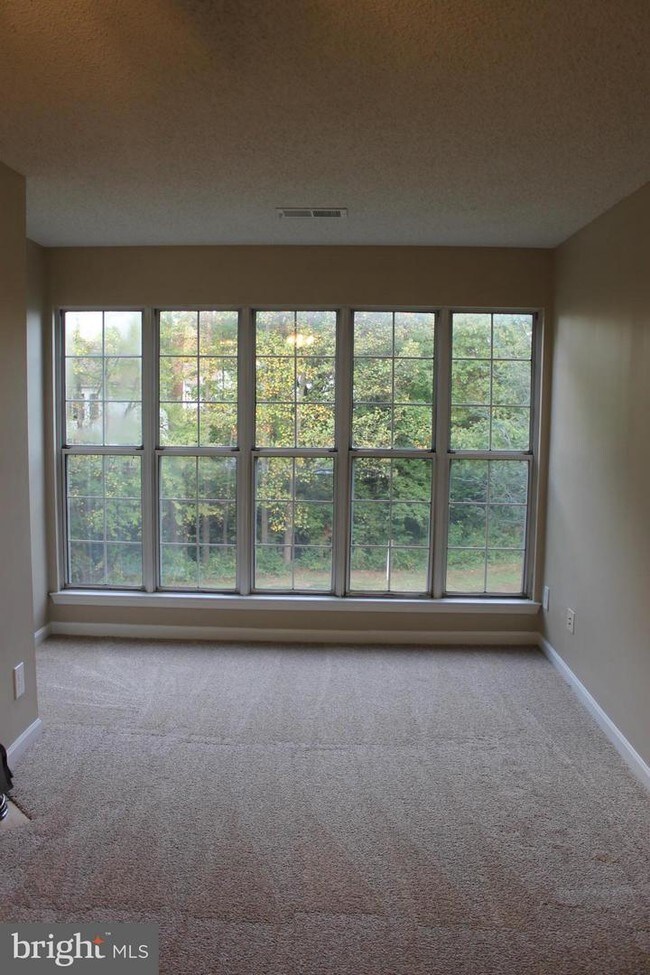 Foto del edificio - 12008 Golf Ridge Ct