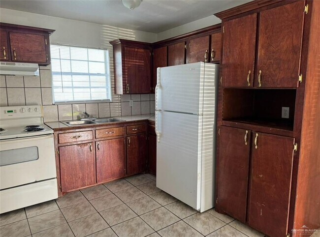 Foto del edificio - 2316 Ashley Ave