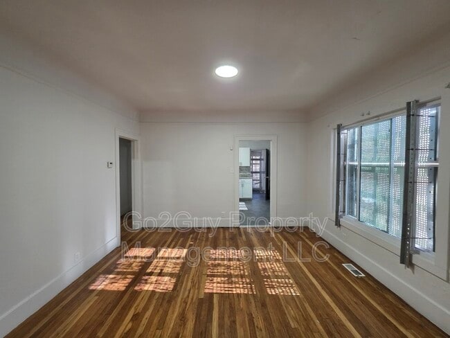 Foto del edificio - 5502 Audubon Rd