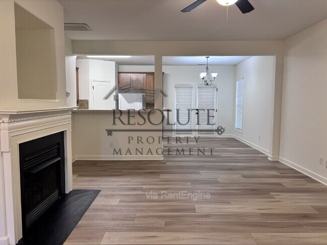 Foto del edificio - 6110 San Marcos Way