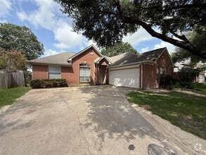 Building Photo - 21331 Riverside Ridge Ln