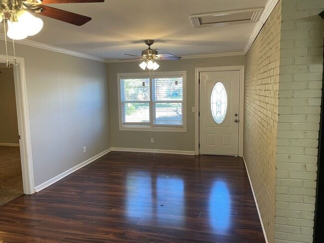 Building Photo - 1038 Newton