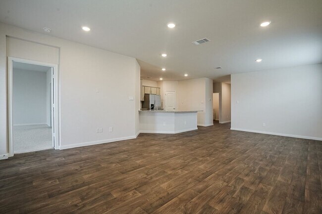 Building Photo - 224 Briggs Ln