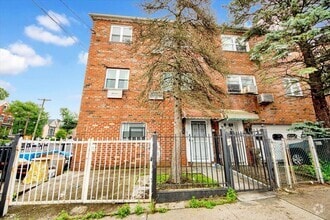 Building Photo - 4392 Carpenter Ave