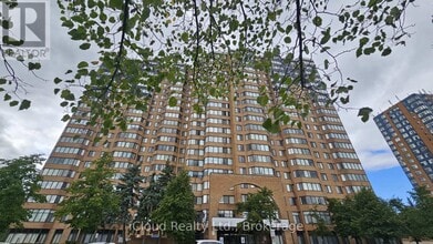 Building Photo - 80-680 Alton Towers Cir