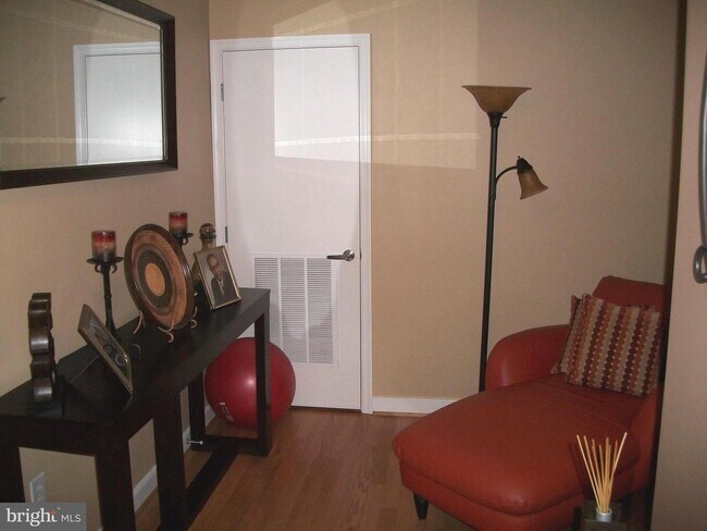 Building Photo - 155 Potomac Passage
