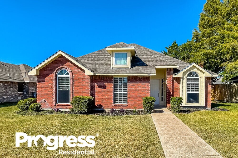 Foto principal - 7813 Munich Dr